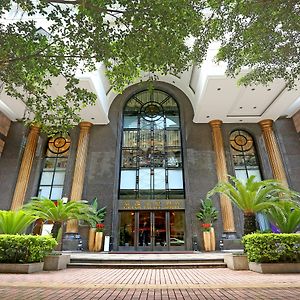 Grand Palace Hotel - Grand Hotel Management Group - Free Shuttle Bus To Canton Fair During Canton Fair Period